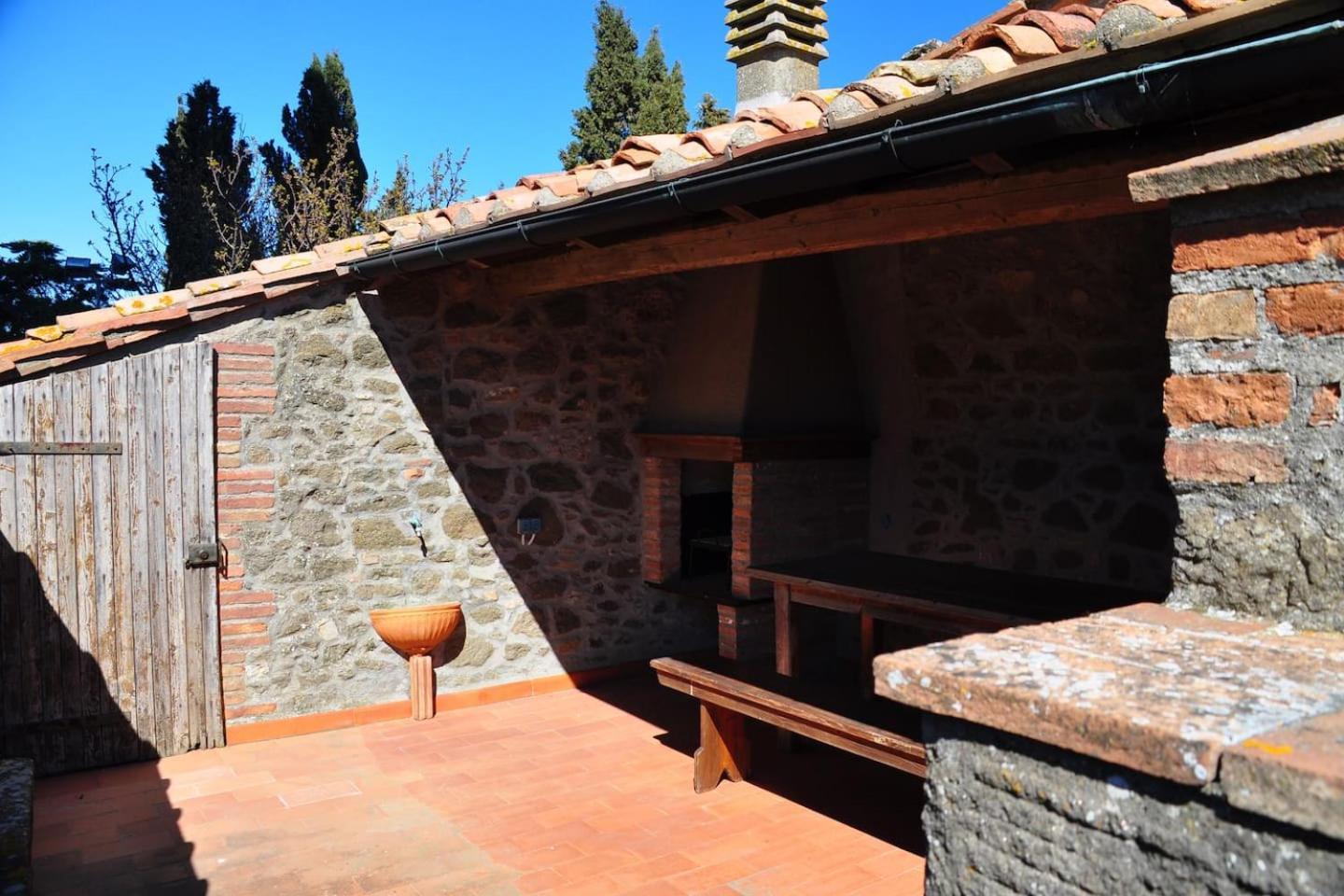 Apartamento Le Civette Montecatini Val di Cecina Exterior foto